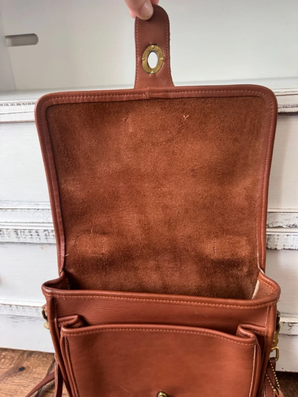 Vintage Coach Station Crossbody Turn lock 5130 British Tan Leather 1990s USA - Picture 10 of 14